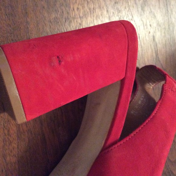 Steve Madden Dove Red Sling-back Pointed Toe Pumps - Picture 2 of 5